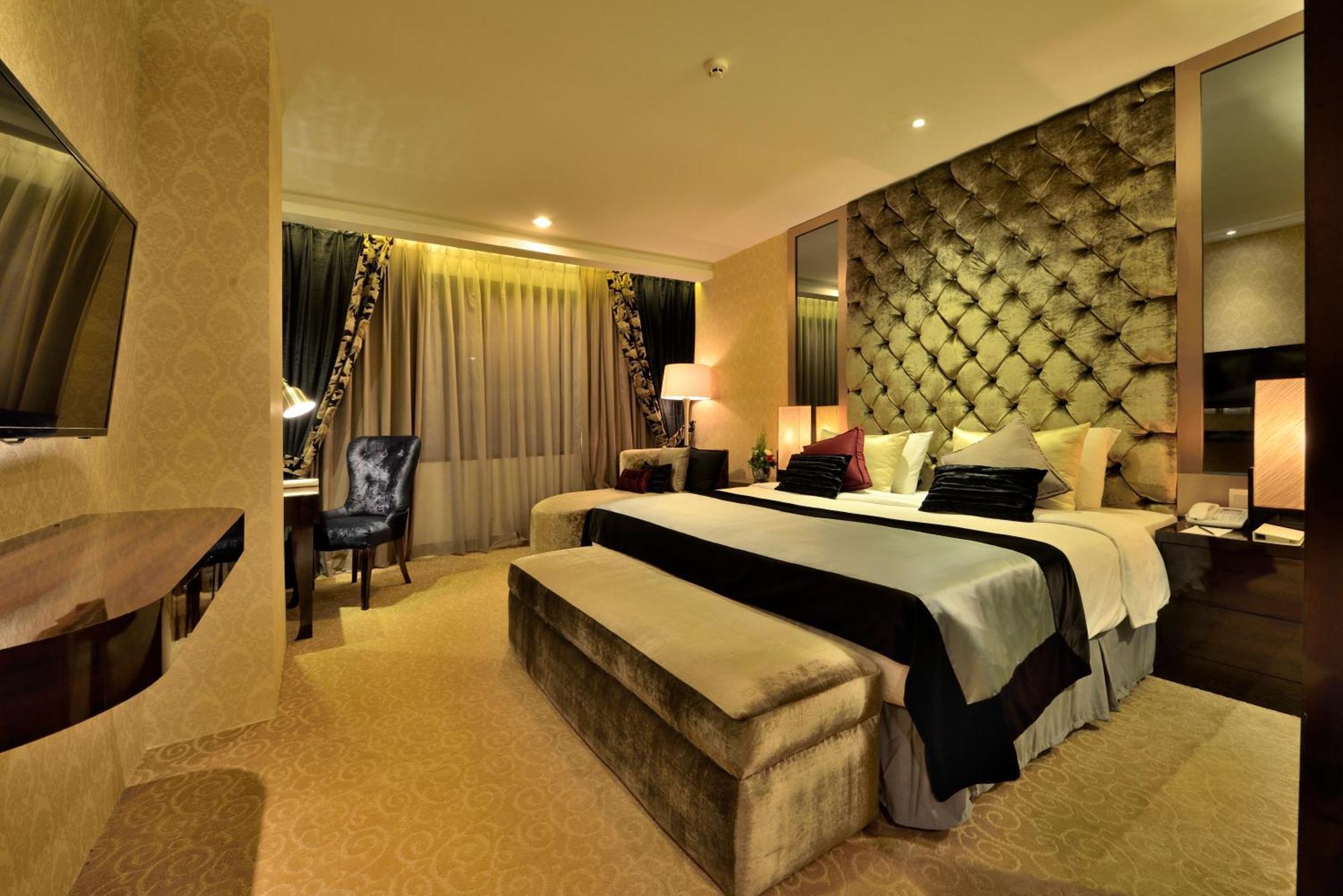 Hotel Amaroossa Grande Bekasi Exteriér fotografie