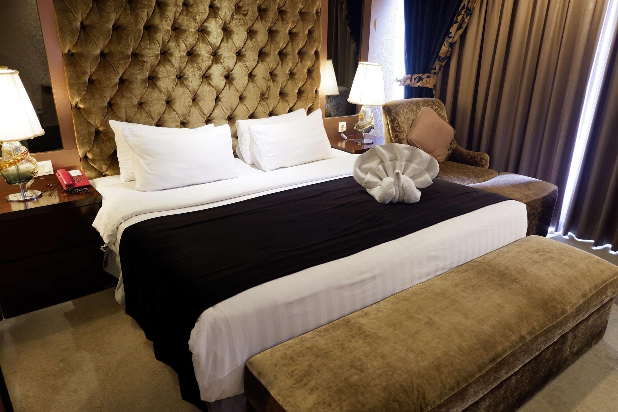 Hotel Amaroossa Grande Bekasi Exteriér fotografie