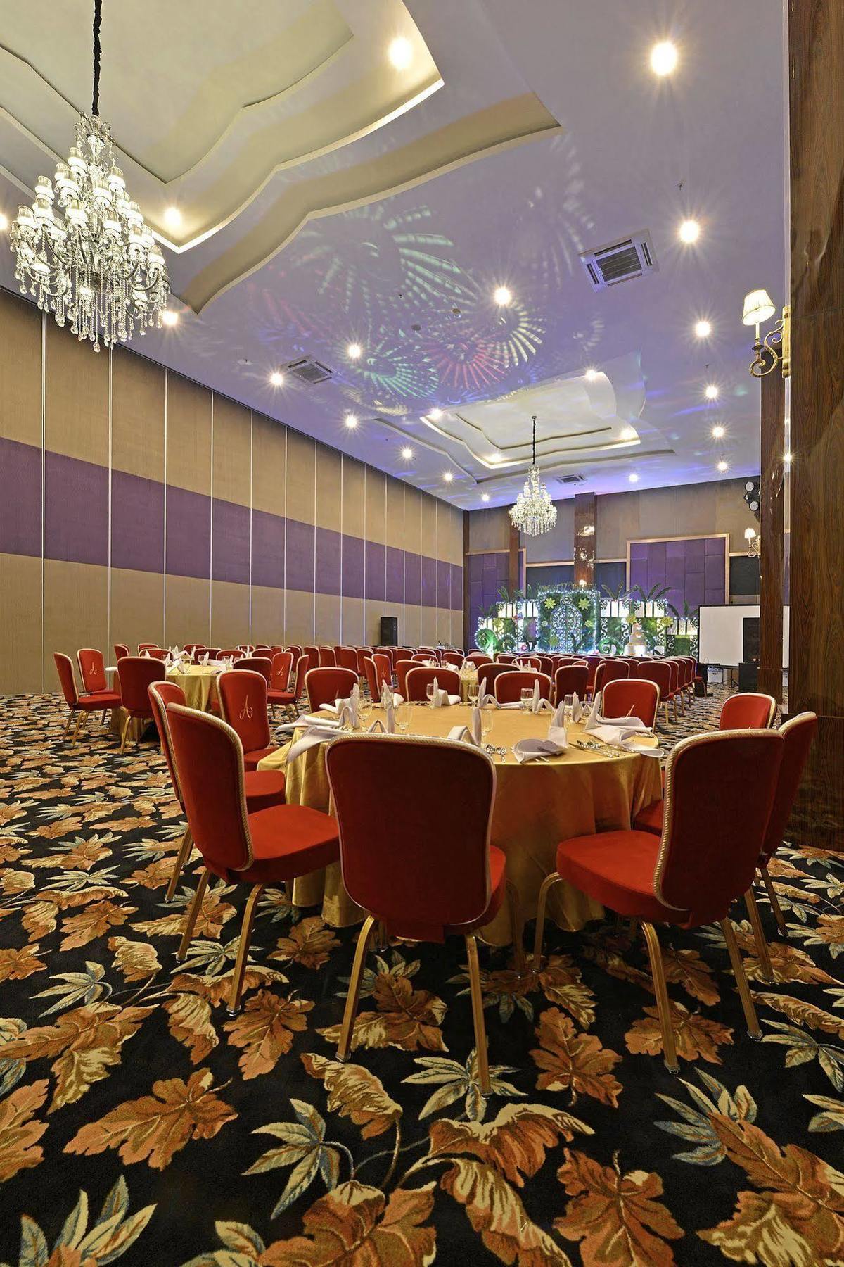 Hotel Amaroossa Grande Bekasi Exteriér fotografie